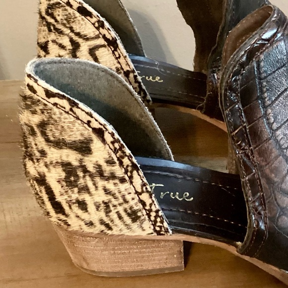 Diba True Shytown Brown Crocodile Pattern Ankle Boots size 10 - Picture 6 of 11